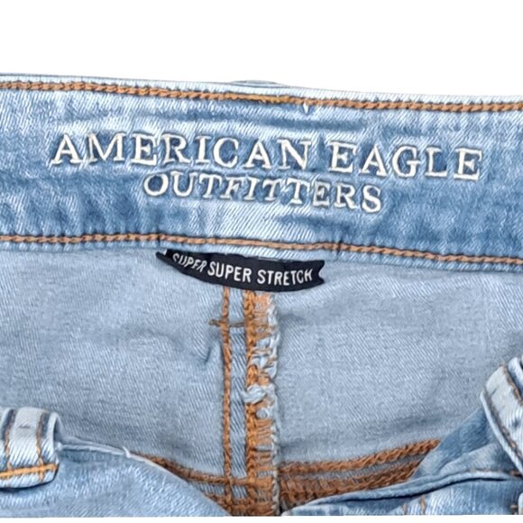 American Eagle Outfitters Super  Stretch Hi-Rise Shortie Denim Shorts Size 8 - Picture 6 of 11